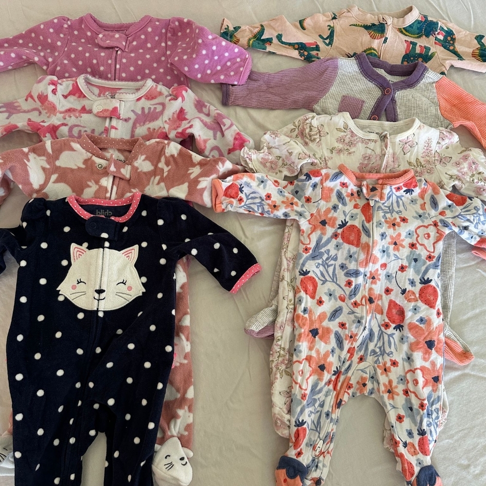 80 Pieces 0-3 month baby girl clothing lot